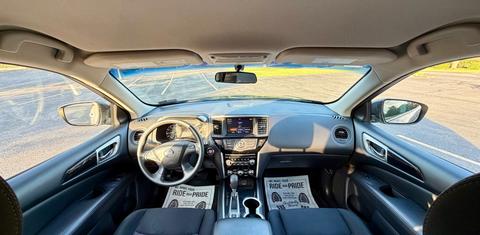 Nissan Pathfinder 2019