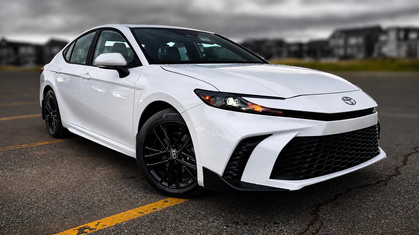 Toyota Camry Hybrid 2026 en Calgary, AB