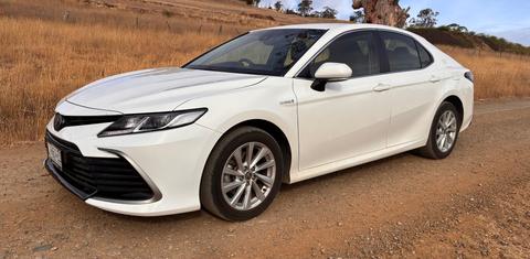 Toyota CAMRY 2023