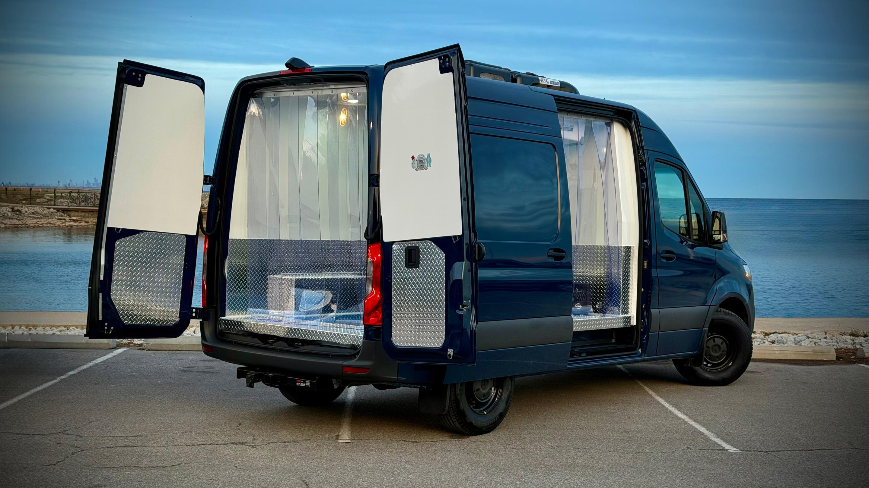 Mercedes-Benz Sprinter Cargo 2025 in Mississauga, ON