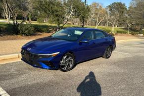 Hyundai Elantra 2025 in Morrow