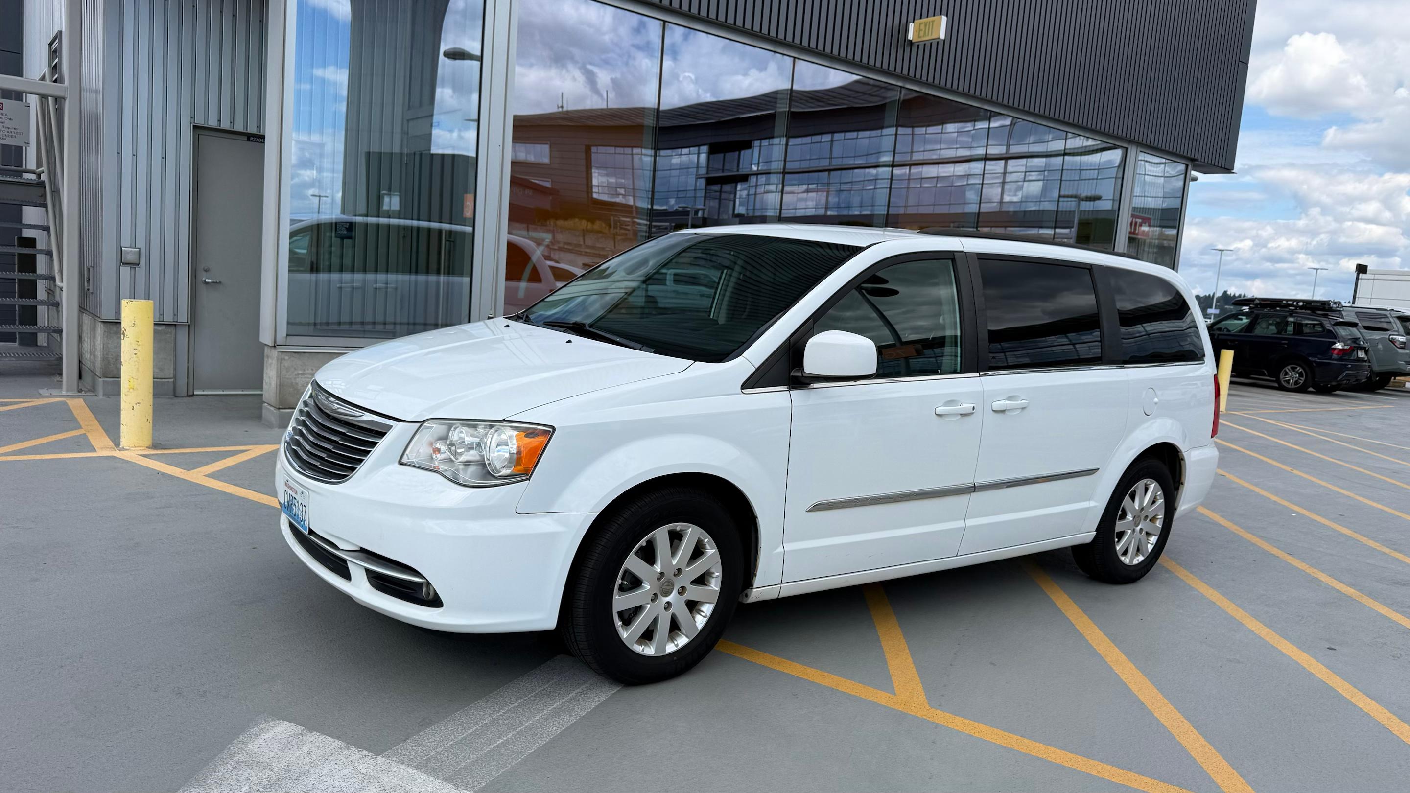 Chrysler Town & Country 2016 in Vancouver, WA