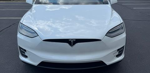 Tesla Model X 2020