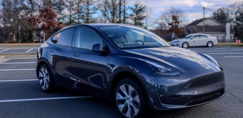 Tesla Model Y 2023