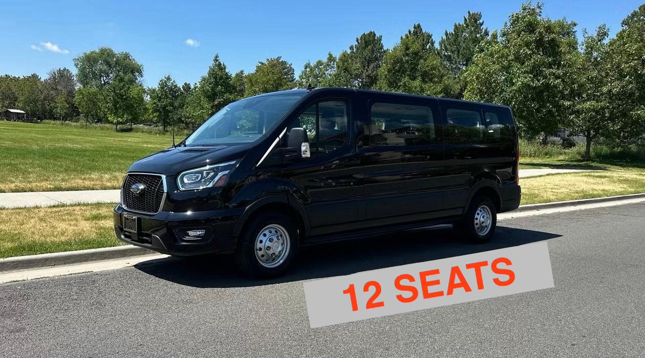 Ford Transit 2023 — Options de location de fourgonnettes à Denver, CO