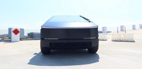 Tesla Cybertruck 2025