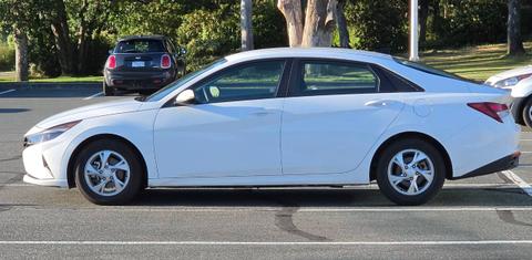 Hyundai Elantra 2022