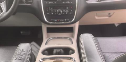Chrysler Town & Country 2016