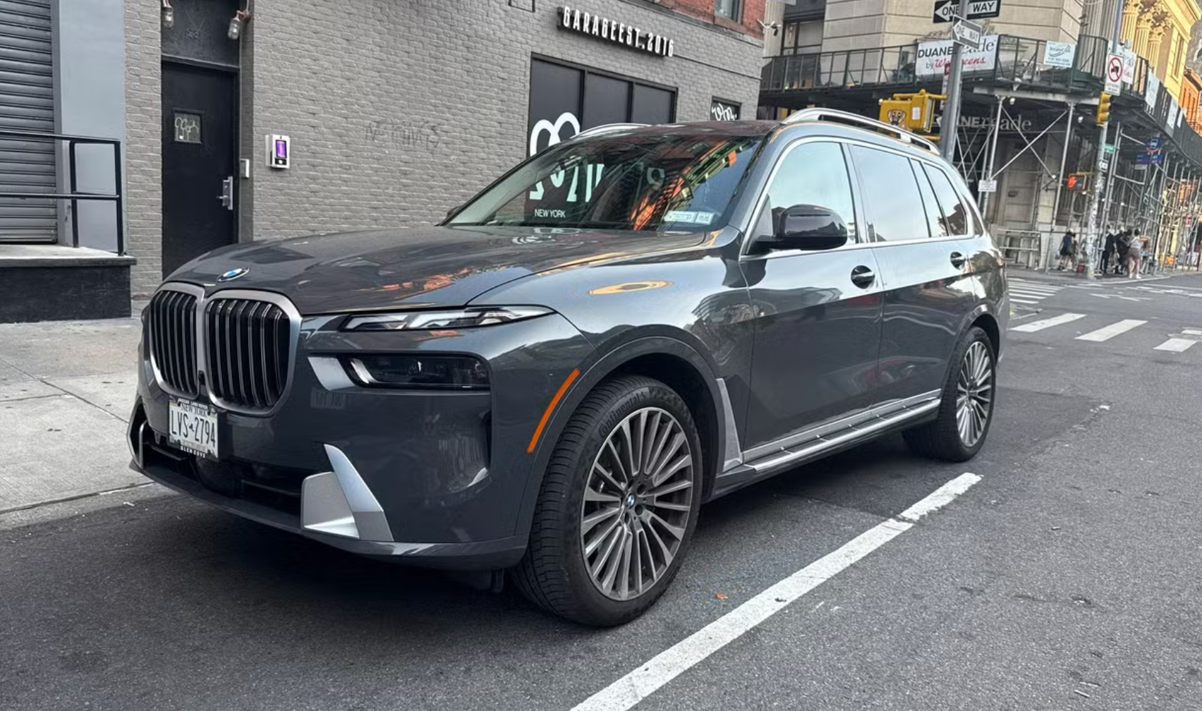 BMW X7 2023 in 