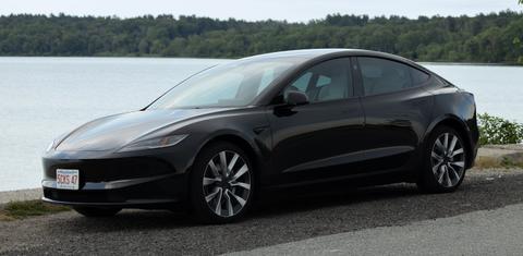 Tesla Model 3 2025