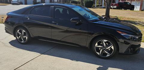 Hyundai Elantra 2023