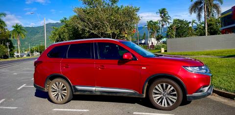 Mitsubishi OUTLANDER 2019