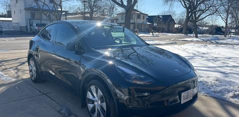 Tesla Model Y 2023