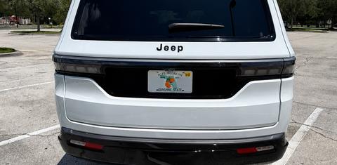 Jeep Grand Wagoneer L 2026