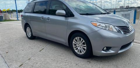 Toyota Sienna 2017