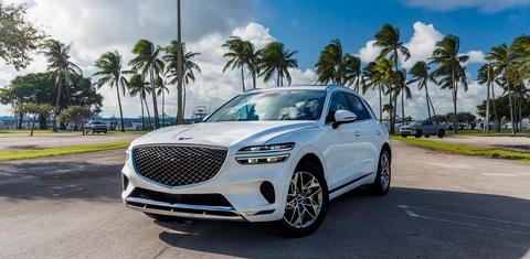 Genesis GV70 2025