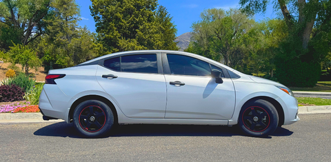 Nissan Versa 2020