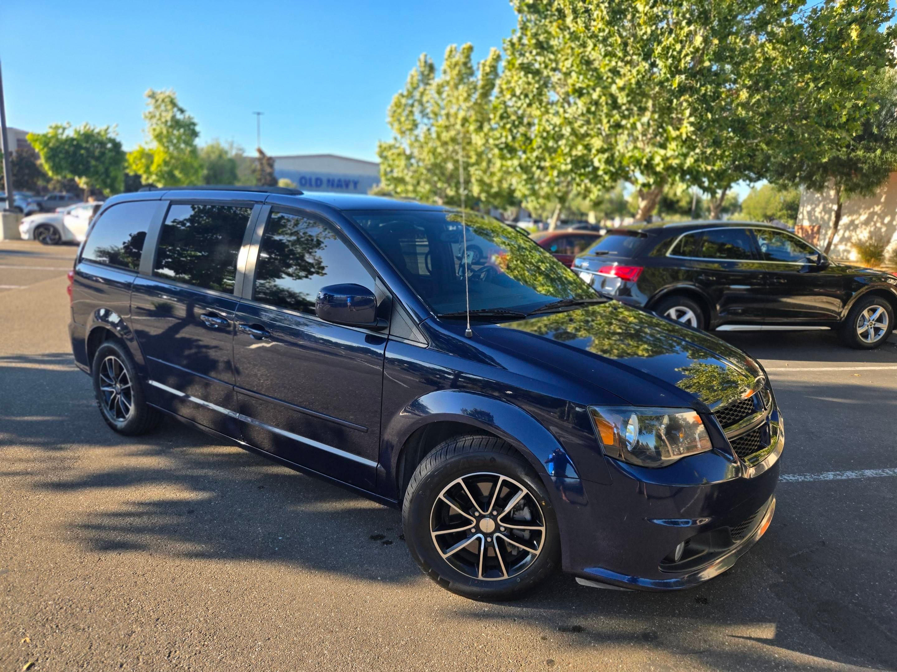 Dodge Grand Caravan 2017 in Manteca, CA