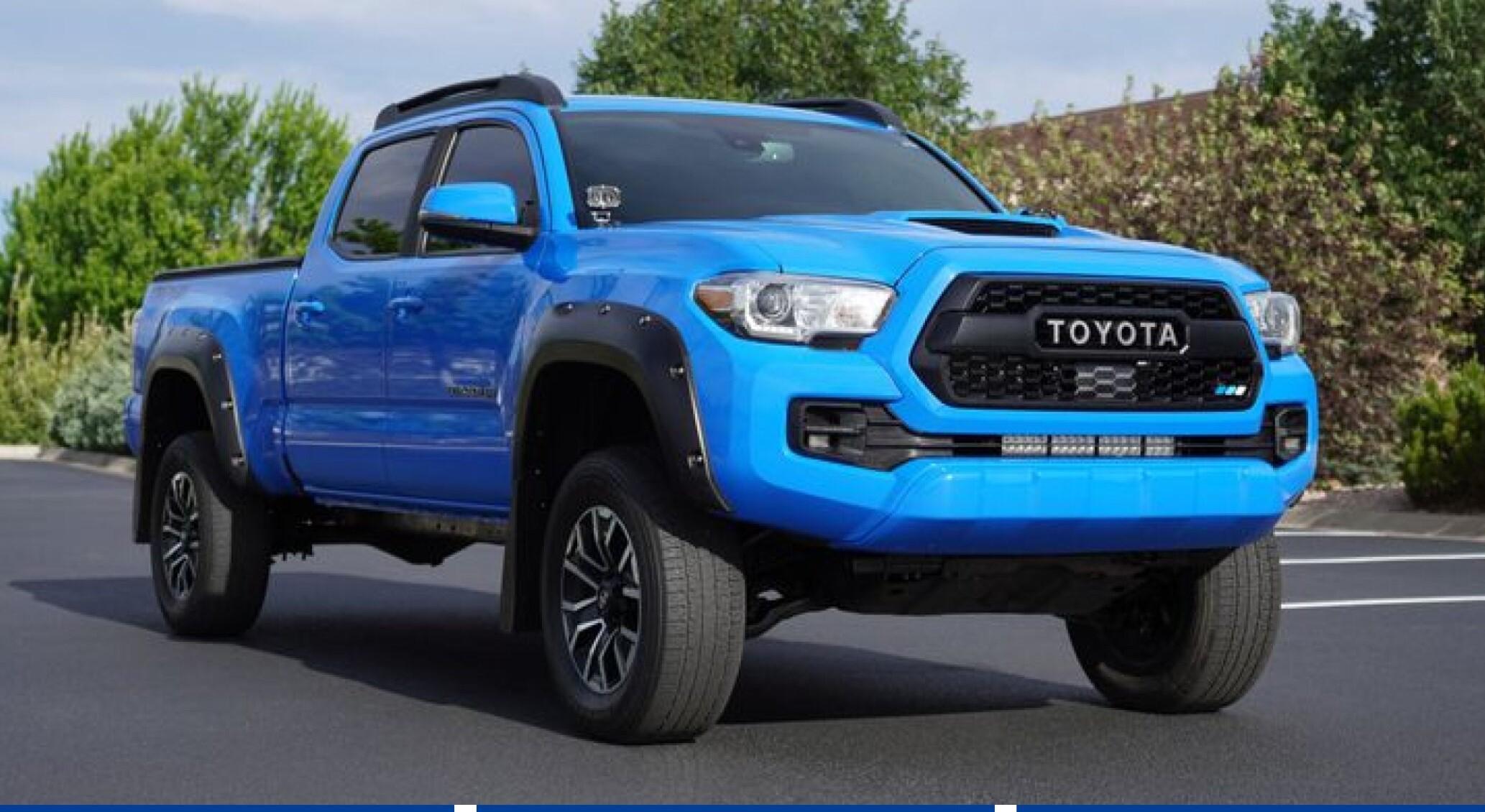 Toyota Tacoma 2020 in Littleton, CO