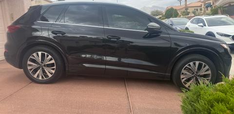Audi Q4 e-tron 2023
