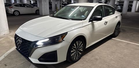 Nissan Altima 2025