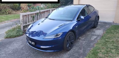 Tesla MODEL 3 2024