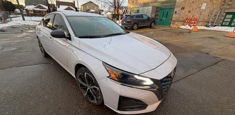 Nissan Altima 2024
