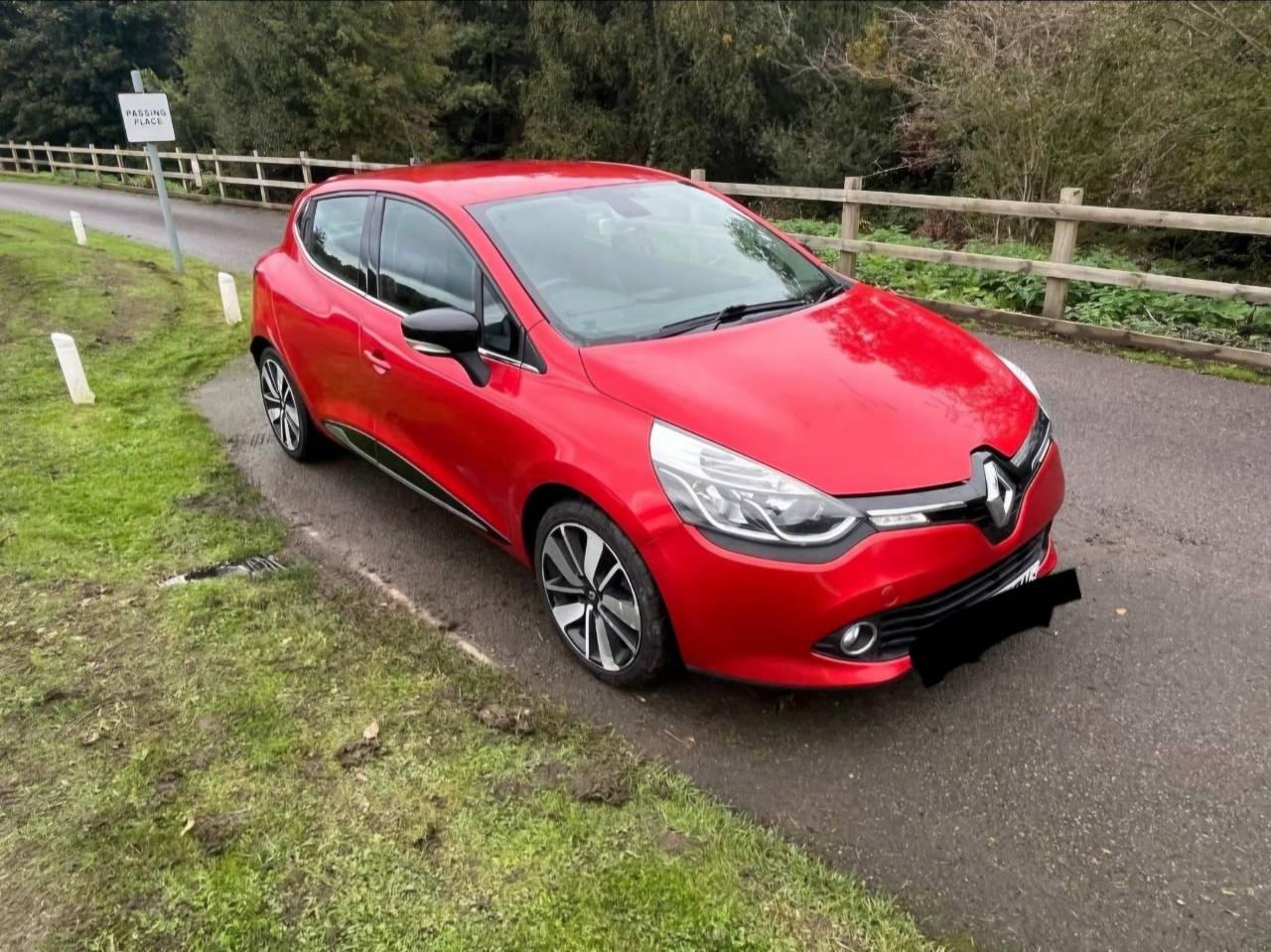 Renault Clio 2016 in Coventry