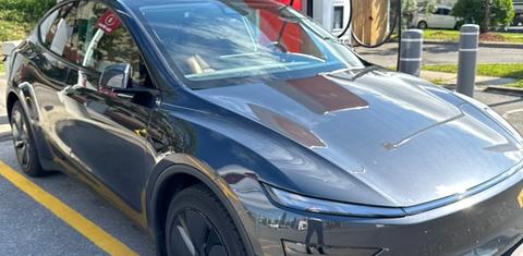Tesla Model Y 2026