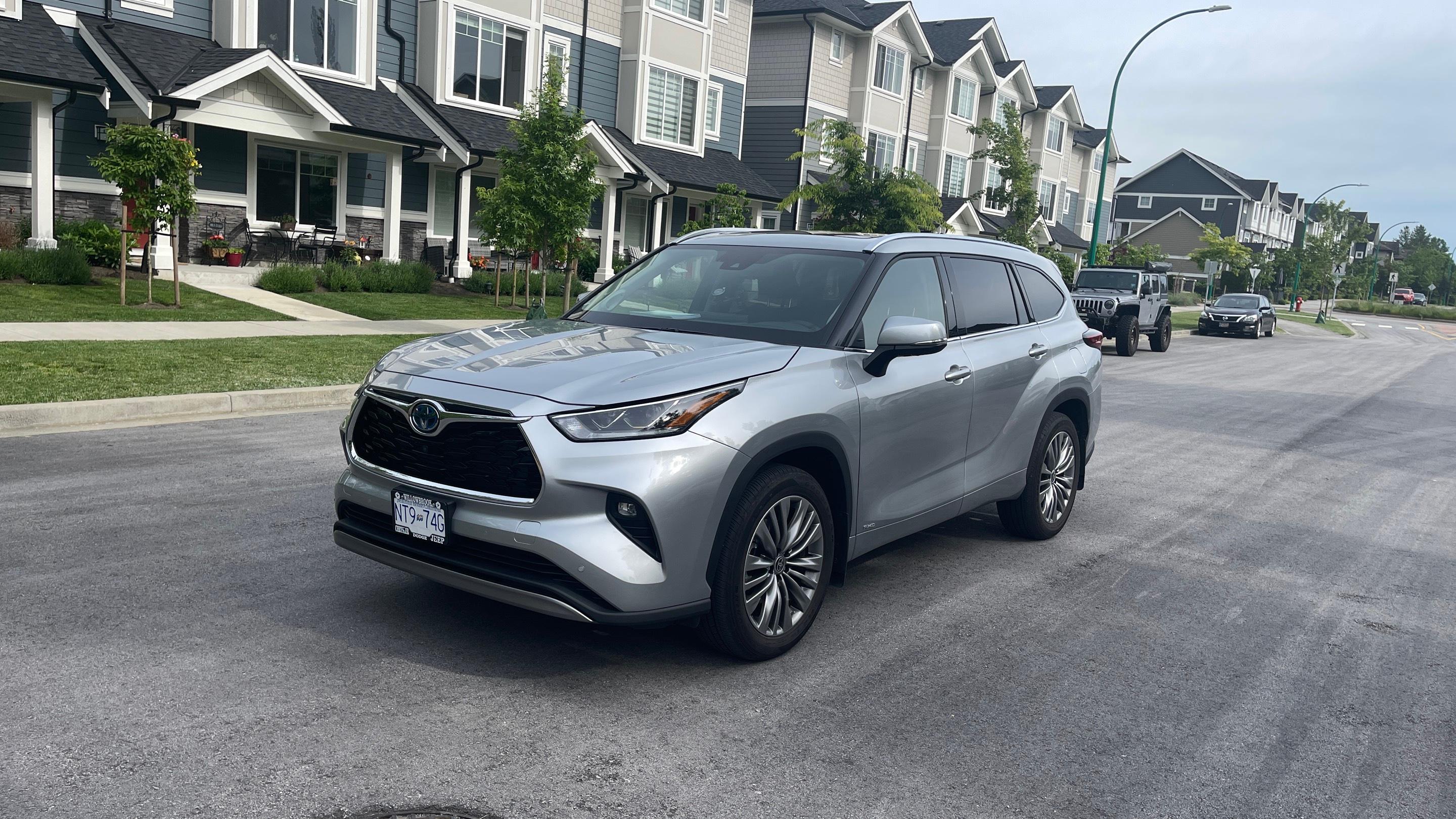 Toyota Highlander Hybrid 2022 à Surrey, BC