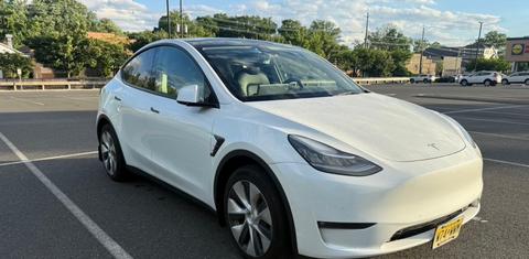 Tesla Model Y 2021