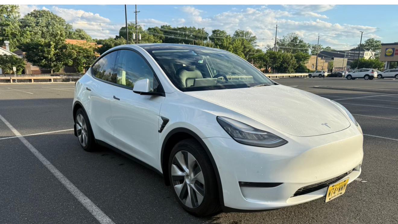 Tesla Model Y 2021 in Montclair, NJ
