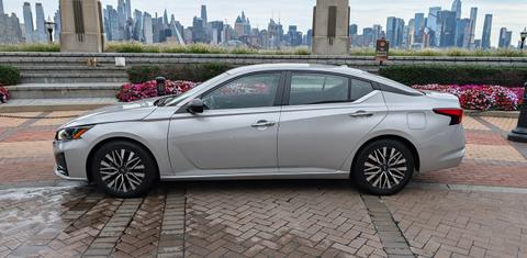 Nissan Altima 2024