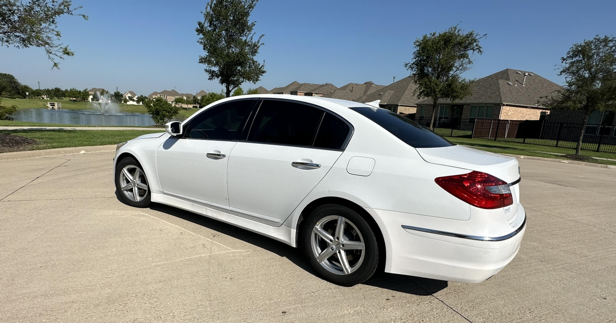 Hyundai Genesis 2013 rental in Plano, TX by Jubilee Auto Rentals LLC