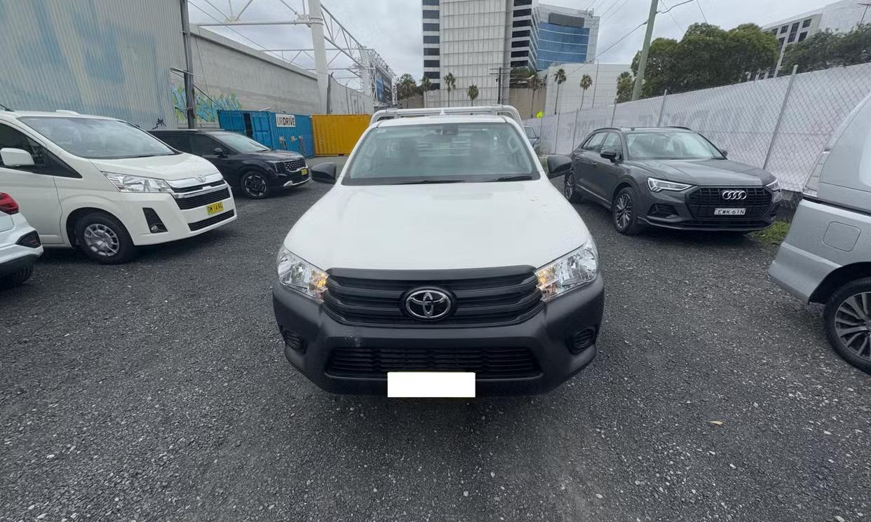 Toyota HILUX 2023 in Loganholme