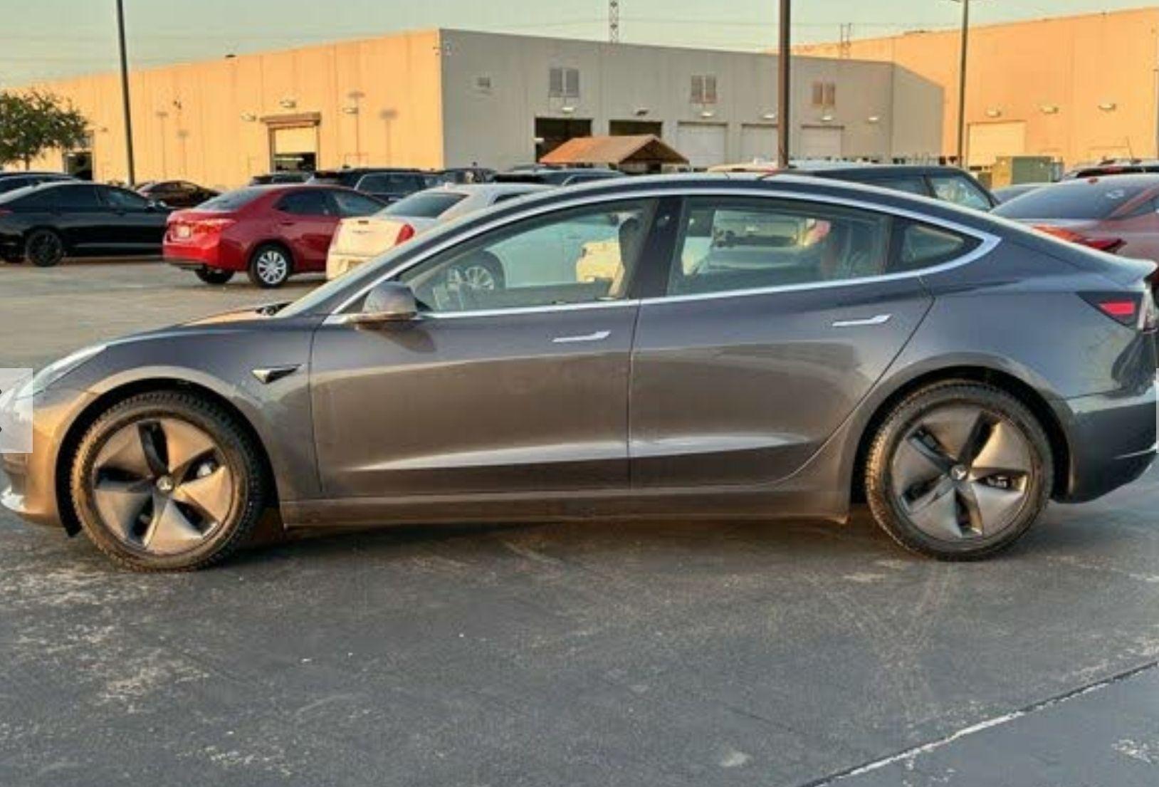 Tesla Model 3 2018 in Universal City, TX