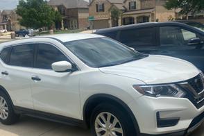 Nissan Rogue car