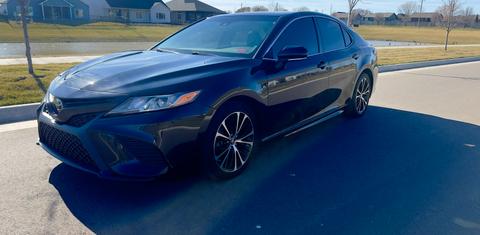 Toyota Camry 2018