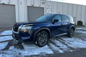 Nissan Pathfinder 2023 in Parker