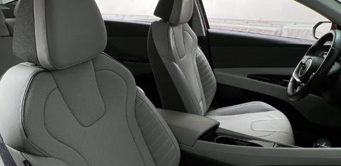 Hyundai Elantra Hybrid 2023