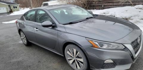 Nissan Altima 2021