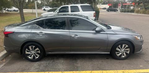 Nissan Altima 2019