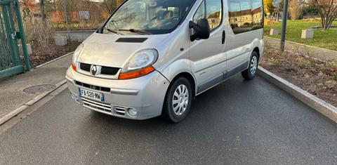 Renault TRAFIC PASSENGER 2005