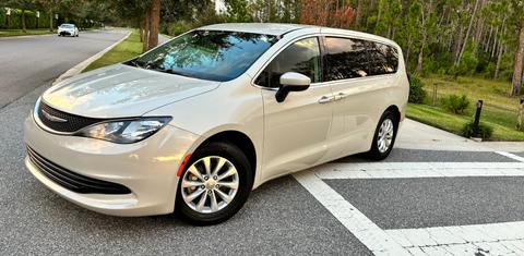Chrysler Pacifica 2017