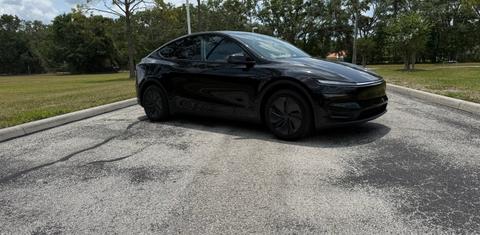 Tesla Model Y 2026