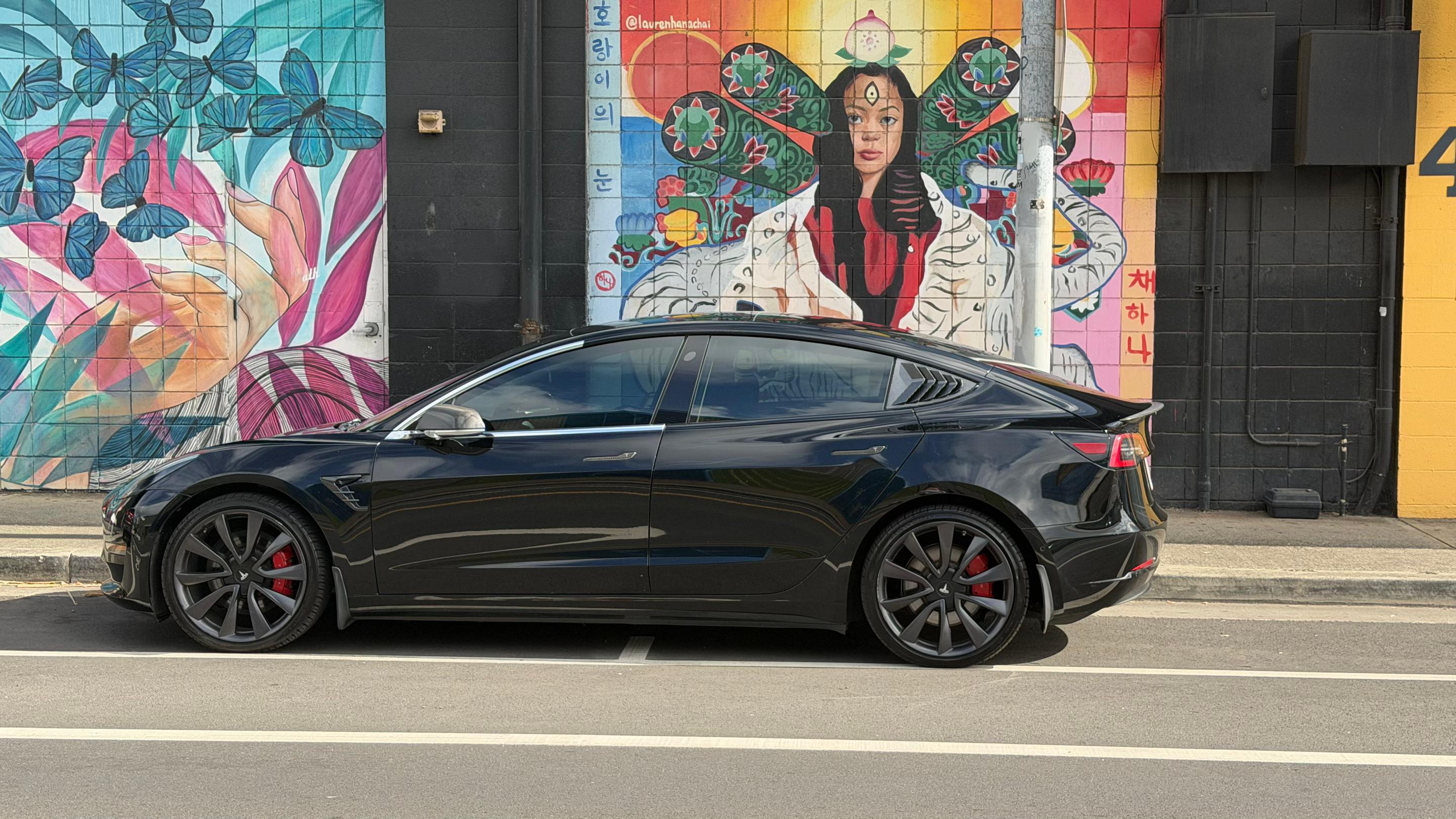 Tesla Model 3 2020 in Honolulu, HI