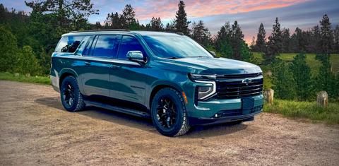 Chevrolet Suburban 2025
