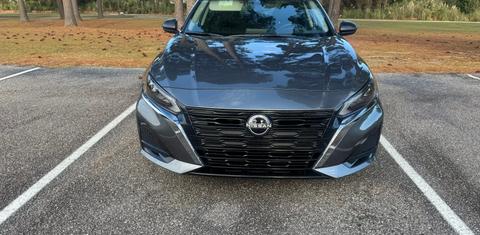 Nissan Altima 2025