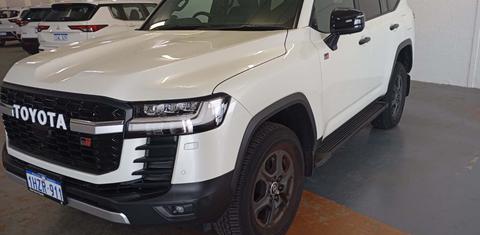 Toyota LANDCRUISER 2023