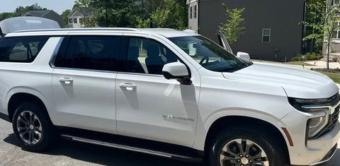 Chevrolet Suburban 2026